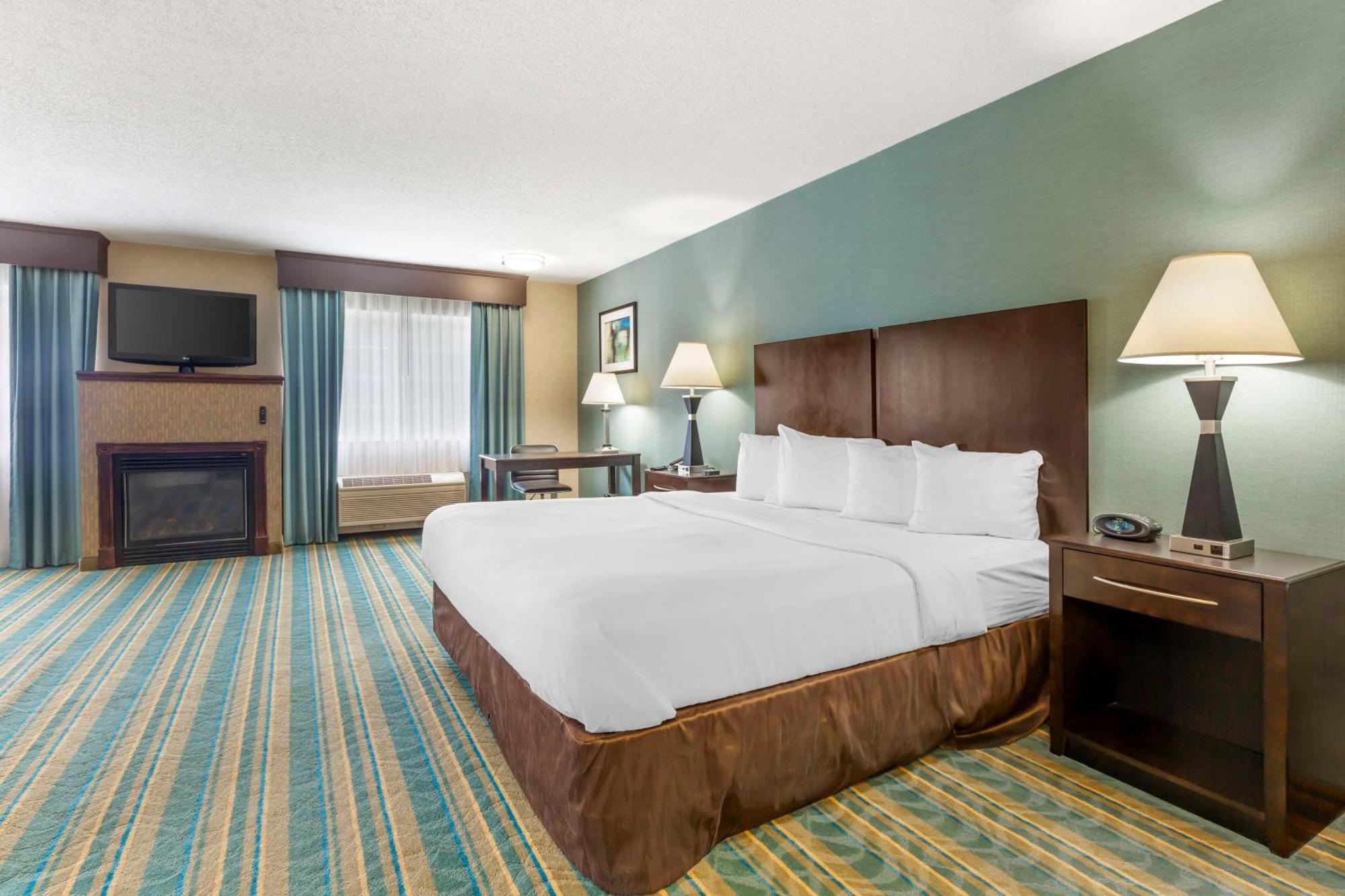Best Western Plus Berkshire Hills Inn & Suites Pittsfield Exterior foto