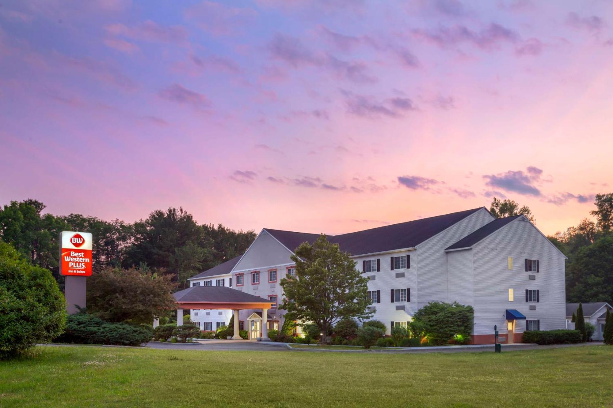Best Western Plus Berkshire Hills Inn & Suites Pittsfield Exterior foto