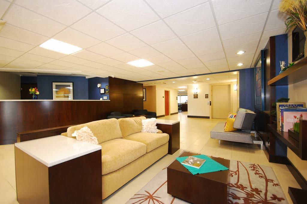 Best Western Plus Berkshire Hills Inn & Suites Pittsfield Exterior foto