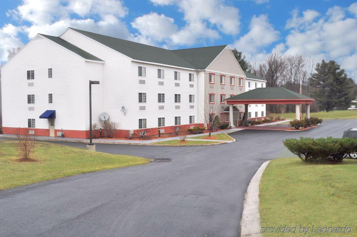Best Western Plus Berkshire Hills Inn & Suites Pittsfield Exterior foto